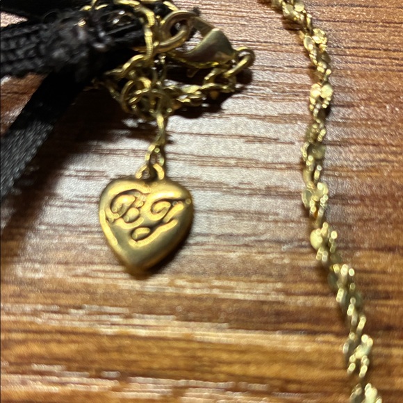 Betsey Johnson Gold and Black Heart Necklace - Picture 3 of 6